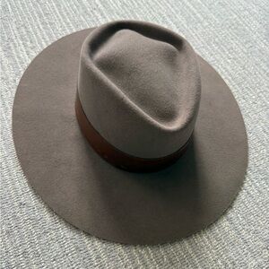 Lovely Bird Malibu Wide-Brim Fedora Hat